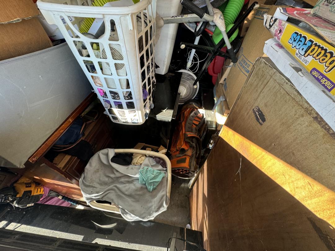 Storage Unit Auction in Kingsport, TN at Anytime Self Storage 142 New